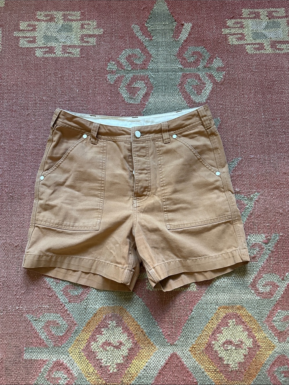 women’s topo design shorts size 8